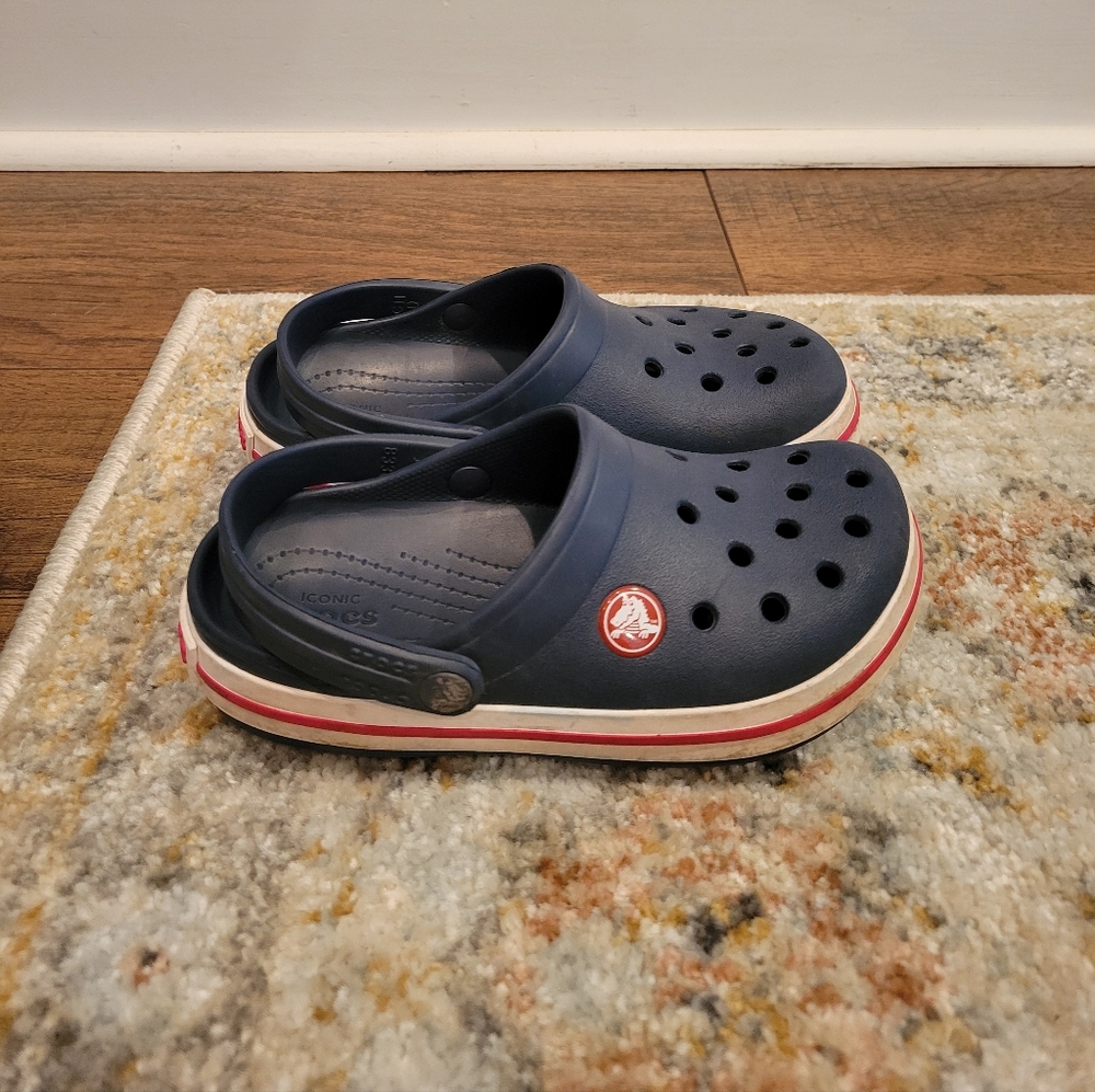 Boys Navy And Red Crocs Size 11